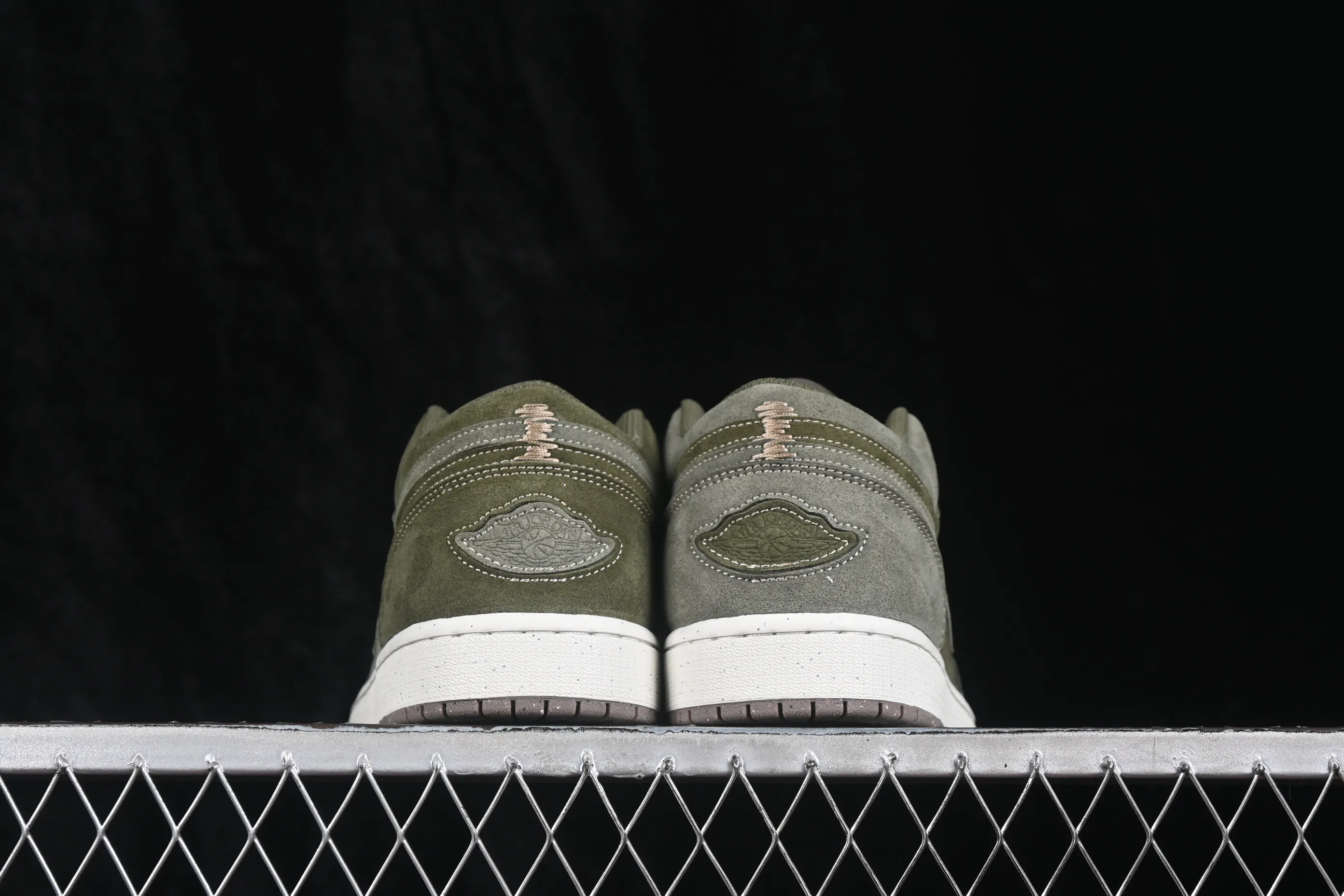 All categories Air Jordan Jordan series basketball shoes Air Jordan 1 Low Air Jordan 1 Low AJ1 Joe 1 low-top retro culture basketball shoes FQ3055-300